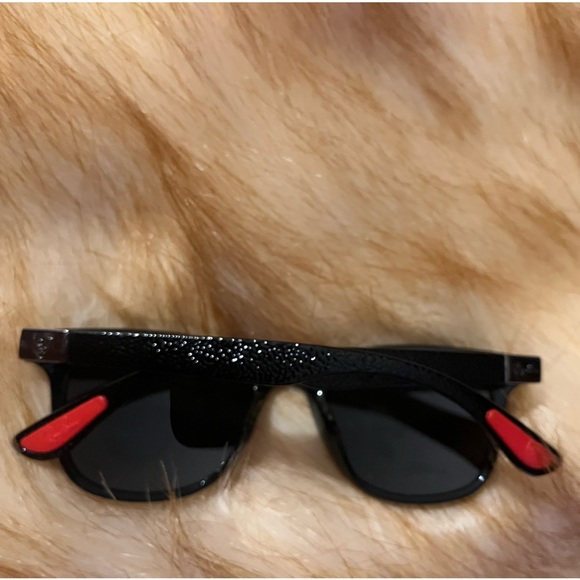 Rayban Scuderia Ferrari sunglasses RB4195-F 52-20 145 - Picture 4 of 9